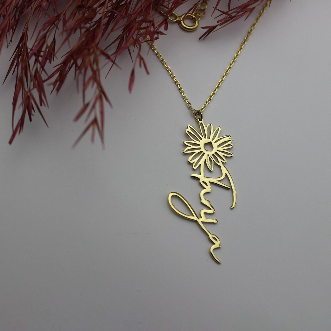 Collar con Nombre y Flor de Nacimiento