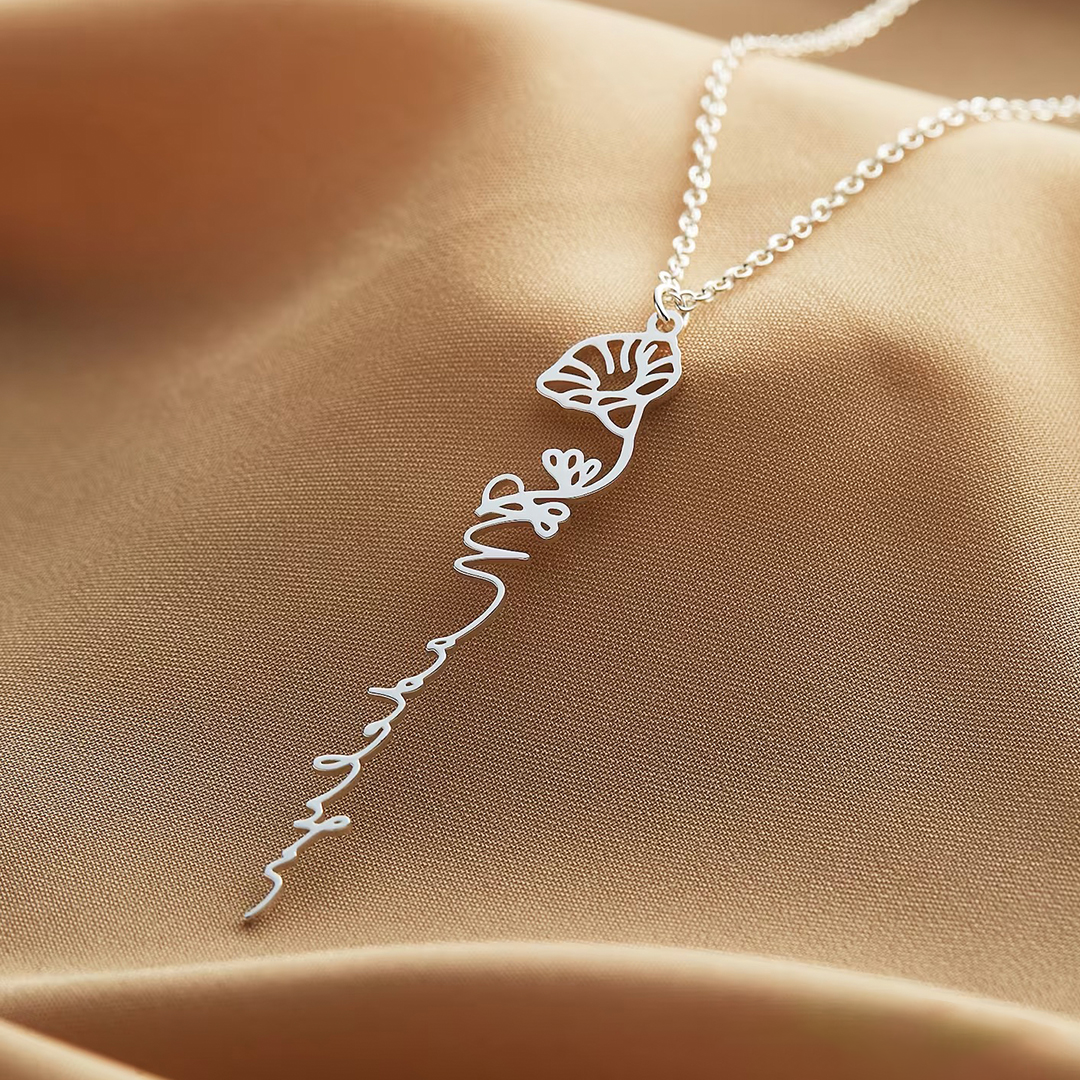 Collar con Nombre y Flor de Nacimiento